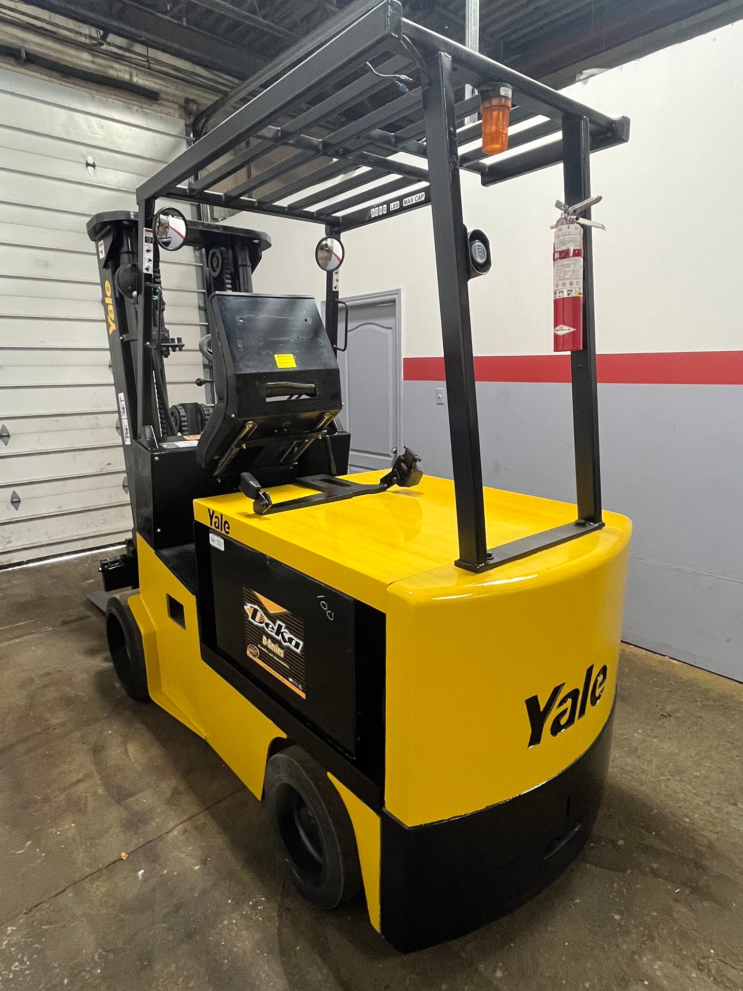 Yale 8000LBS Electric Forklift 3 stage new battery Certified